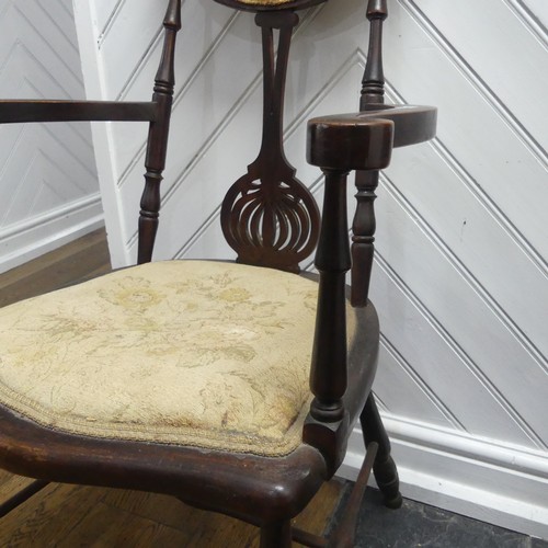 383 - An Edwardian Dainty Chair, with decorative pierced back and upholstered seat and shoulder rests, W 5... 