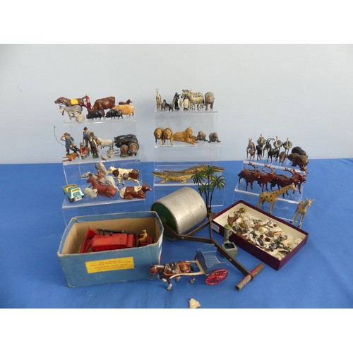 437 - A quantity of Britains lead farmyard and zoo animals and figures, to include ducks, geese, dogs, cow... 