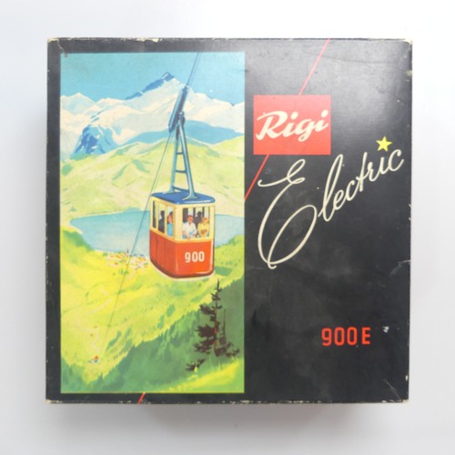 465 - A Rigi Electric 900E cable car, boxed, together with a quantity of lead figures, animals and tinplat... 