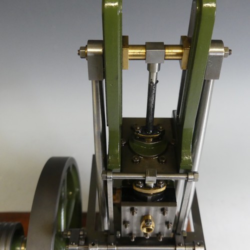 470 - A Stuart Turner James Coombes ‘table’ engine, finely built with 7 inch flywheel and grooved pulley t... 