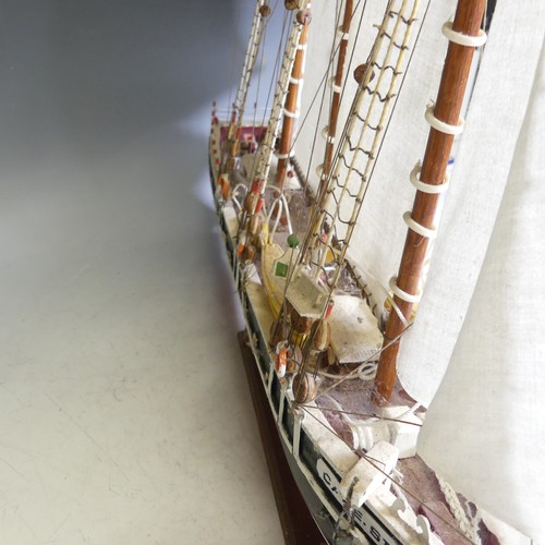 434 - A vintage wooden model three-mast Schooner sailing ship, complete with sails, jibboom, 4 life boats,... 