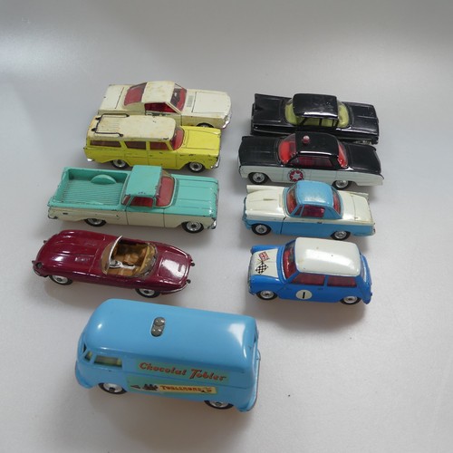 450 - A boxed Dinky 186 'Mercedes Benz 220 SE' (very good condition) with a boxed Dinky 142 'Jaguar Mark X... 