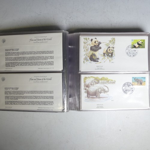 90 - A collection of World Wildlife Covers and Stamps, in six albums (6)