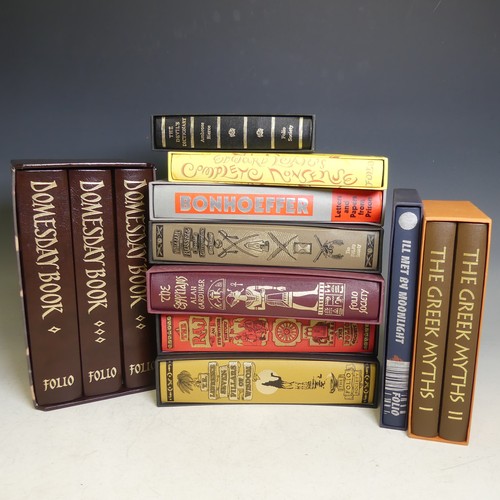 62 - Folio Society; An assorted collection of titles, reference and fiction, approx. 26, (a lot)... 