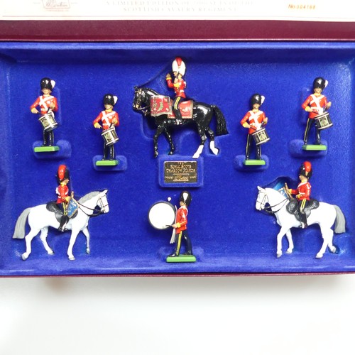 457 - Britains, Set 5297 The Black Watch (Royal Highland Regiment) Colour Party and Escort, limited editio... 