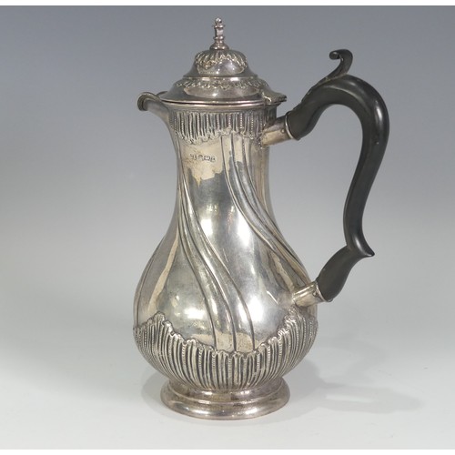 60 - A late Victorian silver Hot Water Pot, by Joseph Rodgers & Sons, hallmarked Sheffield, 1897, of ... 