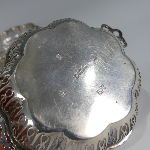 62 - A pair of George V Scottish silver Bon Bon Dishes, by Hamilton & Inches, hallmarked Edinburgh, 1... 