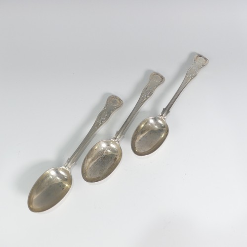 108 - A set of three Edwardian silver Table Spoons, by Francis Higgins III, hallmarked London, 1901, Kings... 