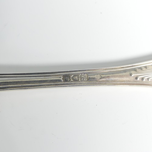 108 - A set of three Edwardian silver Table Spoons, by Francis Higgins III, hallmarked London, 1901, Kings... 