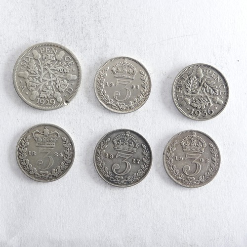 593 - A quantity of Banknotes and assorted Coins, replica Roman Coins, some commemoratives etc., (a lot)Pr... 