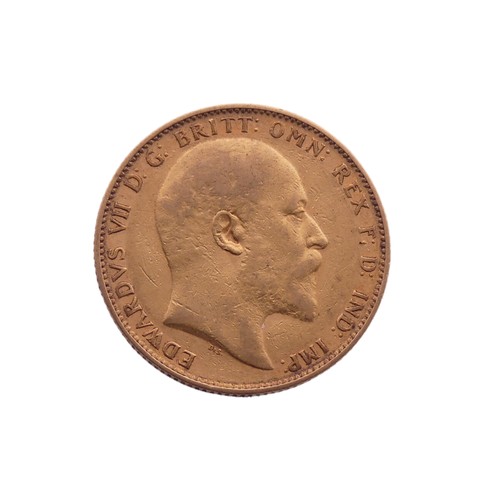 737 - A George V gold Sovereign, dated 1913.