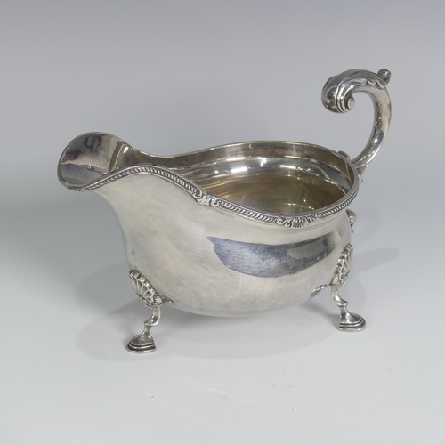 144 - A George V silver Sauce Boat, by Goldsmiths & Silversmiths Co Ltd., hallmarked London, 1934, of ... 