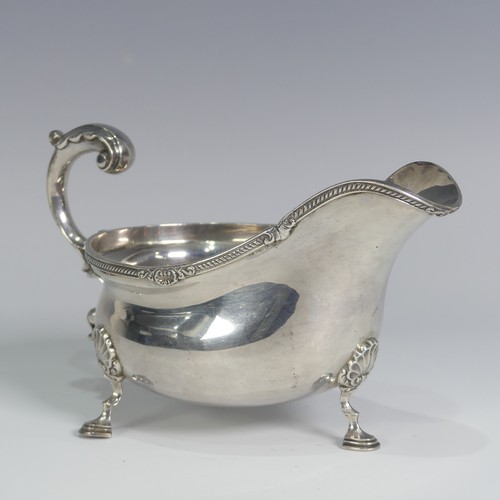 144 - A George V silver Sauce Boat, by Goldsmiths & Silversmiths Co Ltd., hallmarked London, 1934, of ... 