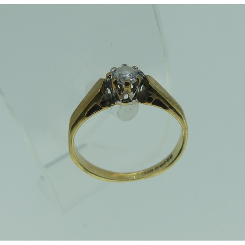 327 - A single stone diamond Ring, the circular stone approx. 0.15ct, claw set in 9ct yellow gold, Size I,... 