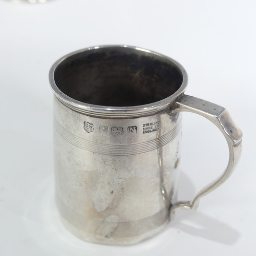 153 - An Edwardian silver Mustard Pot, by S W Smith & Co., hallmarked London, 1905, of oval form with ... 