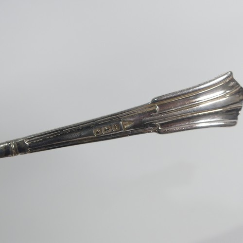 158 - A George V silver Fork and Spoon, by Walker & Hall, hallmarked Sheffield, 1915, together with a ... 