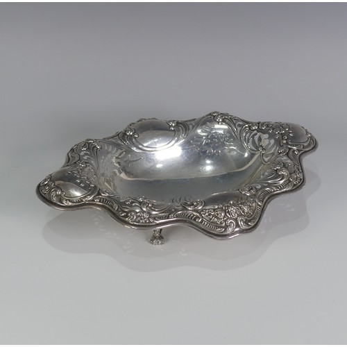 163 - An American sterling silver Bon Bon Dish, by Gorham, design no A294, of lozenge form with pierced fo... 