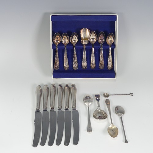 171 - A George III silver Caddy Spoon, hallmarked London, 1816, fiddle pattern with shell shaped bowl, 9.5... 