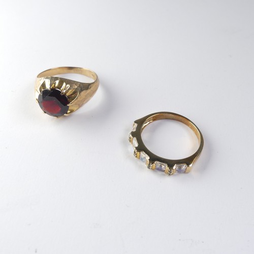 341 - A 9ct yellow gold Ring, set with a circular facetted garnet, 10mm diameter, Size U, together with a ... 