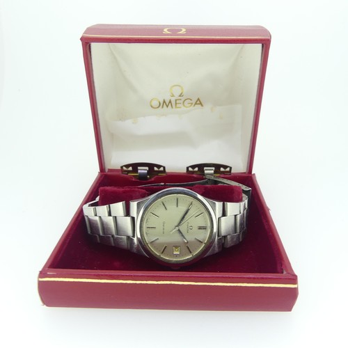 219 - An Omega Geneve stainless steel Wristwatch, cal.1030 movement no. 39 0095726, silvered dial with bat... 