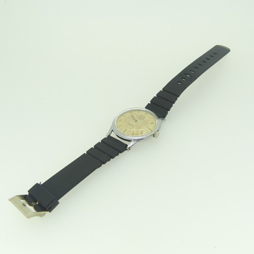 261 - An Atlantic Worldmaster Special stainless steel Wristwatch, c.1960's, the champagne dial with gilt n... 