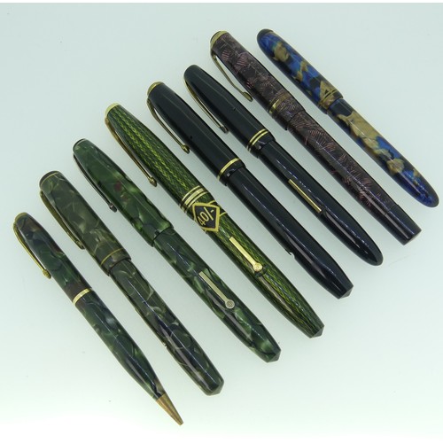 264 - Conway Stewart 77 fountain pen, green herring bone, in new unused condition with paper collar type 4... 