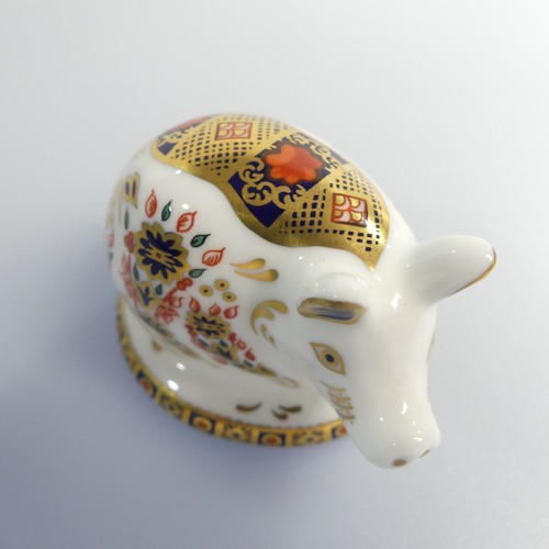 122 - A small quantity of Royal Crown Derby Paperweights, to comprise Derby Wren, silver stopper, boxed, D... 