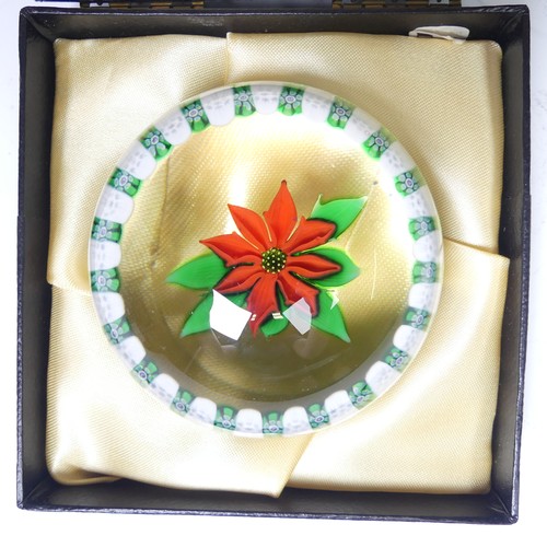 157 - A Perthshire Paperweight limited edition Christmas Paperweight, 1976, edition 228/350, with fitted b... 