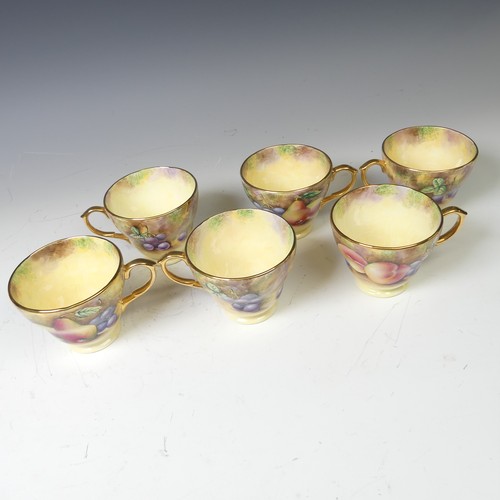 175 - A David Bowkett (ex Royal Worcester) hand-painted porcelain Tea Service, in the typical Worcester st... 