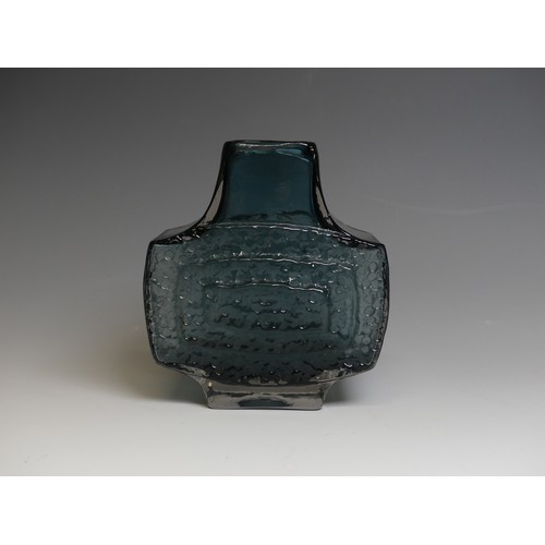 204 - A Geoffrey Baxter for Whitefriars 'TV' Vase, in indigo, H 18cm.