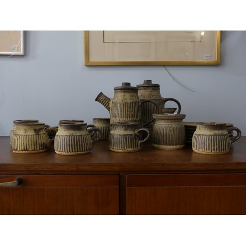 158 - A Traemar studio pottery six place Tea and Coffee Service, comprising a Teapot, Coffee pot, Sugar Bo... 