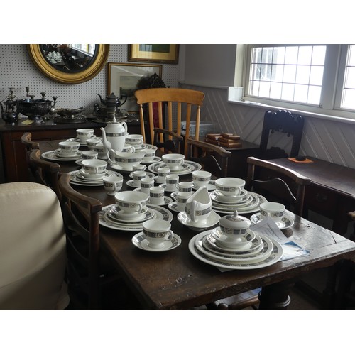 189 - An extensive Wedgwood 'Asia' pattern part Dinner, Tea and Coffee Service, comprising eight Dinner Pl... 