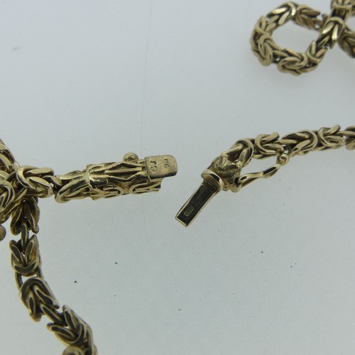 163 - A 9ct gold fancy link Chain, with London import marks for 1977, 2.85mm wide, 73cm long, 31.8g.... 