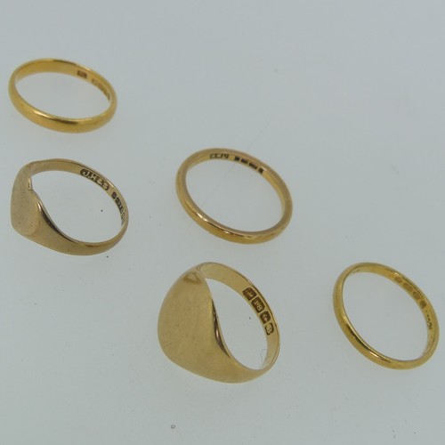 255 - Three 22ct yellow gold Bands, one Size L, the other J½, the other Size O½, total weight 8g, together... 