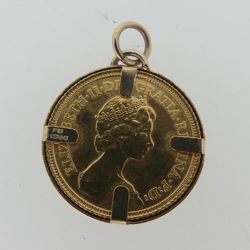 317 - An Elizabeth II gold Half Sovereign, dated 1982, in 9ct gold pendant mount, total weight 4.7g.... 