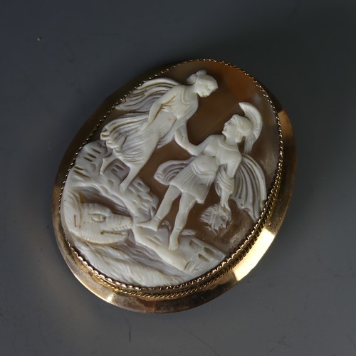 273 - A 9ct gold mounted oval shell cameo Brooch, with metal pin reverse, 6cm long, together with a 9ct go... 