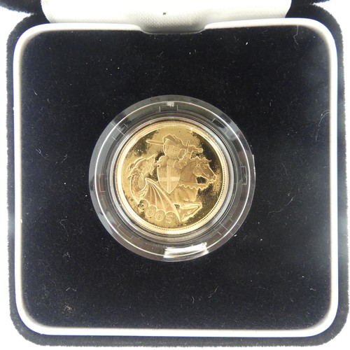 335 - A cased Elizabeth II gold proof Sovereign, dated 2005, with Timothy Noad portrayal of St. George and... 