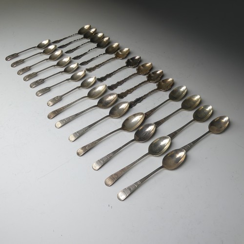 65 - A set of Eleven Edwardian silver Teaspoons, by Duncan & Scobbie, hallmarked Sheffield, 1905, wit... 