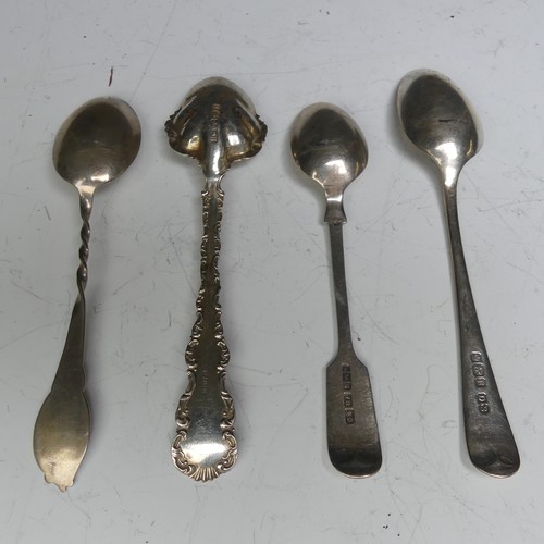 65 - A set of Eleven Edwardian silver Teaspoons, by Duncan & Scobbie, hallmarked Sheffield, 1905, wit... 