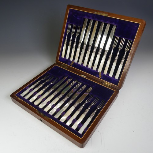 85 - An early 20thC cased set of twelve Dessert Knives and Forks, by Allen & Daws, Norwich, the silve... 