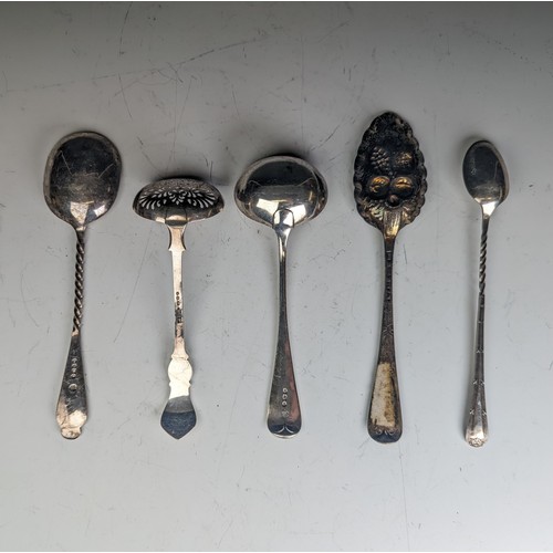 62 - A George II silver Old English pattern Table Spoon, probably by Elizabeth Oldfield , hallmarked Lond... 