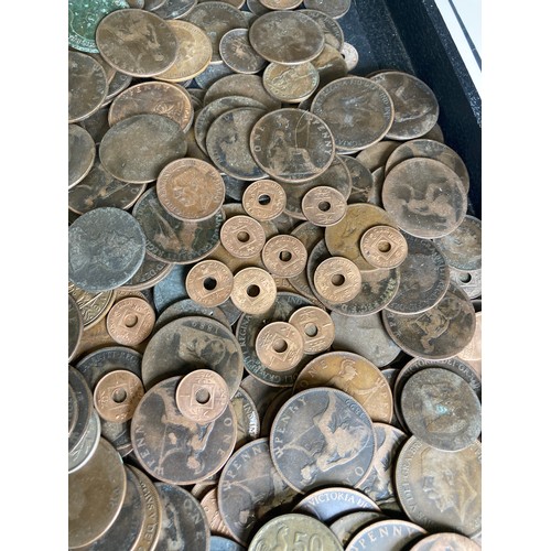 330 - A quantity of pre-1920 silver Coins, mostly UK, some European, approx total weight 10.4ozt., togethe... 