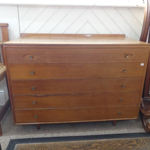 586 - An Archie Shine Hamilton teak Chest of Drawers designed by Robert Heritage, W 99 cm x H 71 cm x D 45... 