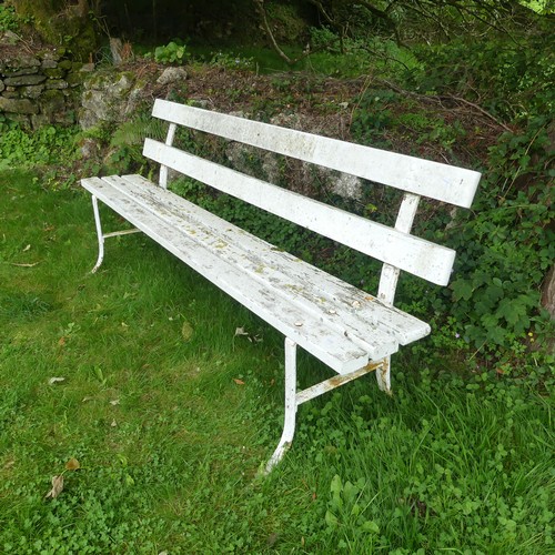 620 - A Vintage cast iron and white painted garden Seat/Bench, of large proportions, W 214 cm x H 86 cm x ... 