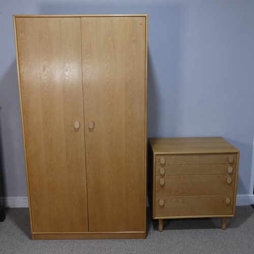 596 - A mid-20thC Meredew light oak Wardrobe, W 90.5 cm x H 170 cm x D 57 cm, together with a matching Mer... 