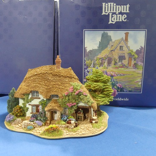 A quantity of limited edition Lilliput Lane Cottages, to comprise