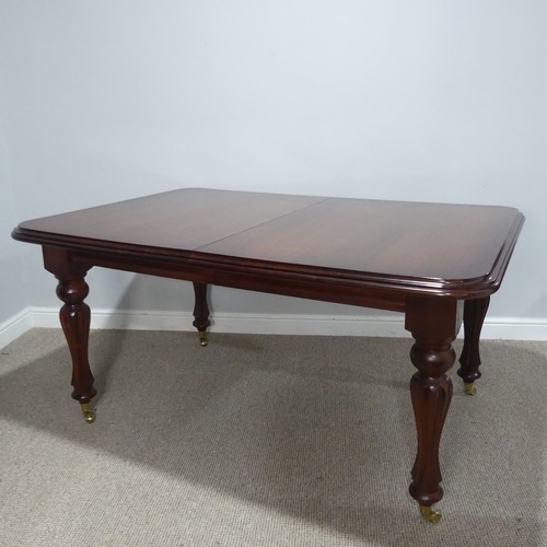 242 - A Victorian style mahogany extending dining Table, with additional leaf, W 210.5 cm x H 76 cm x D 11... 