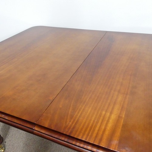 242 - A Victorian style mahogany extending dining Table, with additional leaf, W 210.5 cm x H 76 cm x D 11... 