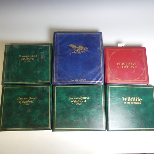 549 - A collection of World Wildlife Covers and Stamps, in six albums (6)