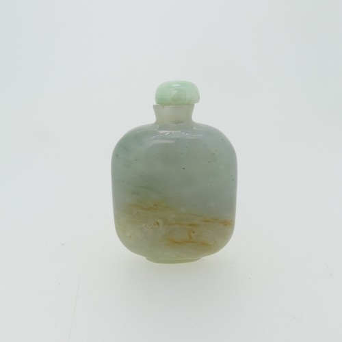 102 - A small quantity of Chinese jade Snuff Bottles, comprising one carved with bats, hardstone stopper, ... 